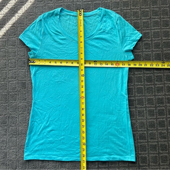 Women's No Boundaries Juniors T-Shirt Short Sleeve L (11-13) Light Blue Crewneck - Picture 4 of 4